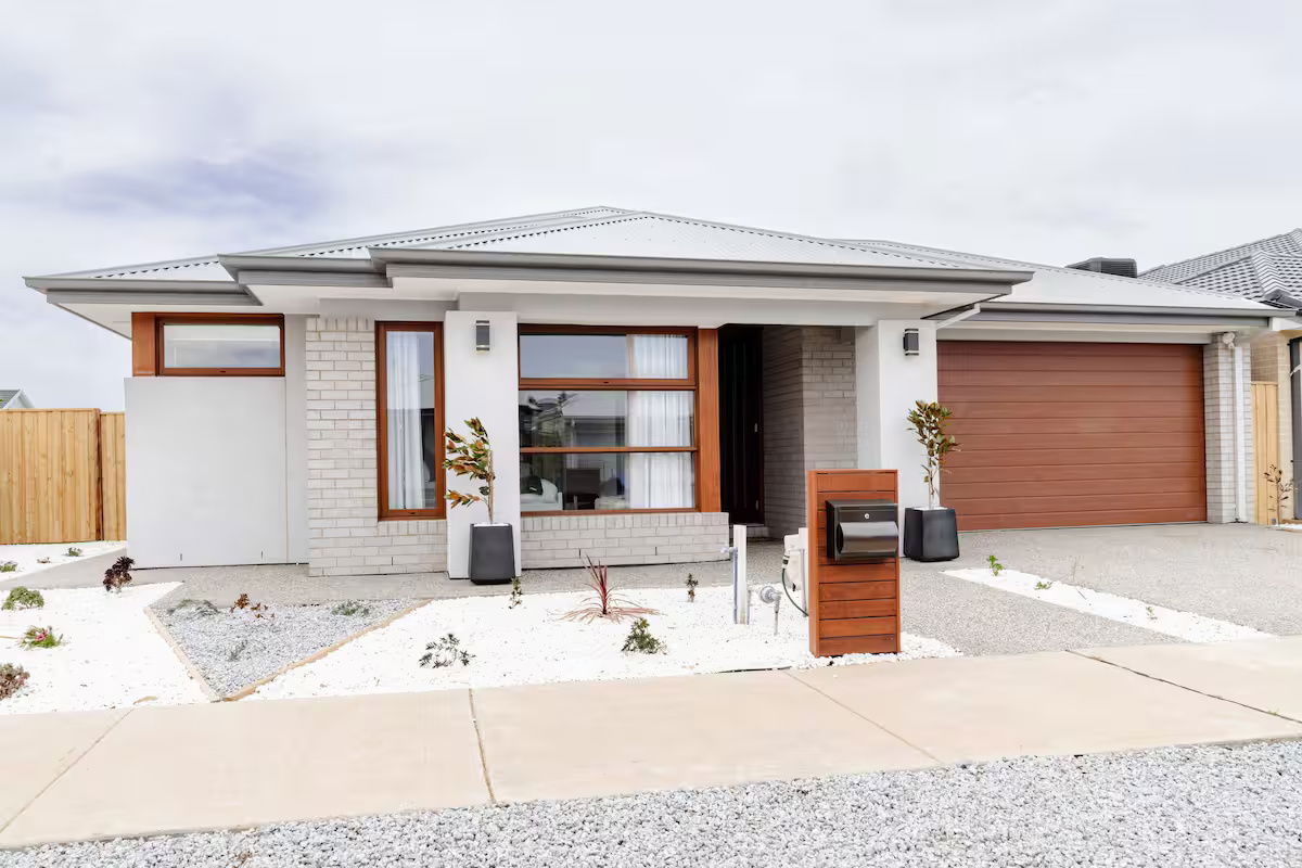 Listing image for 16 Pollen Street, MOUNT DUNEED  VIC  3217