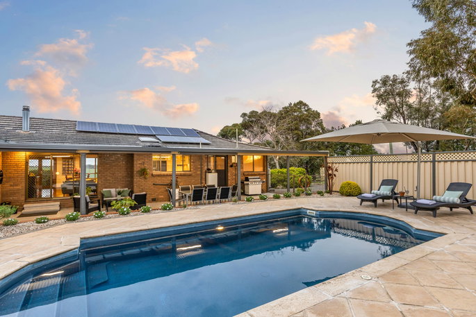 2630 Midland Highway