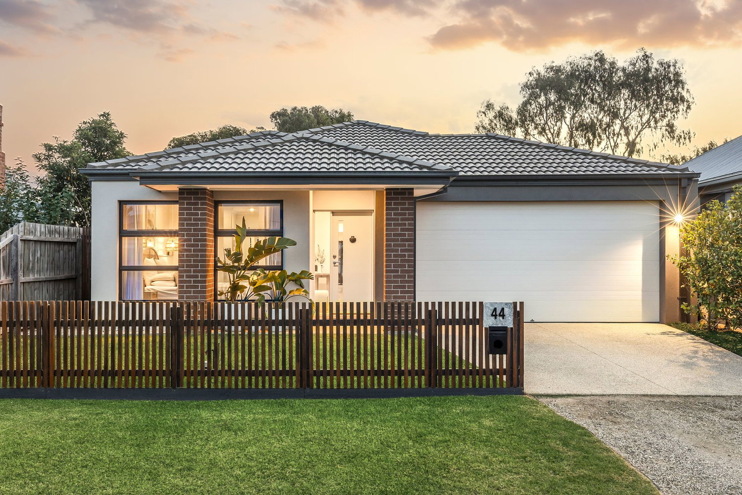 Listing image for 44 Crimea Street, DRYSDALE  VIC  3222