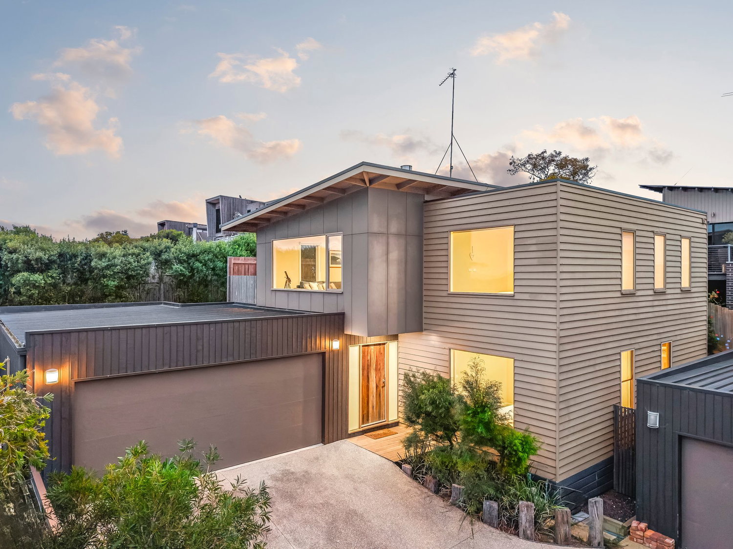 Listing image for 8B Driftwood Street, OCEAN GROVE  VIC  3226