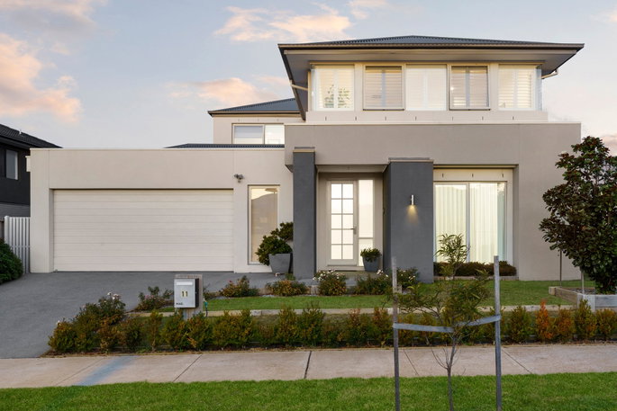 11 Miranda Crescent