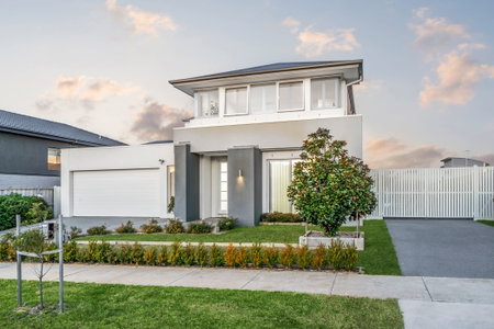 11 Miranda Crescent