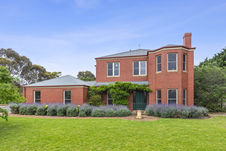 6-8 Charlemont Court