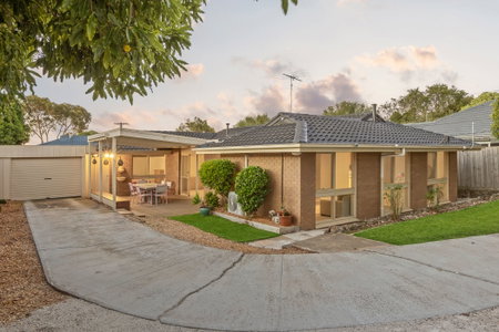 8 Edith Court