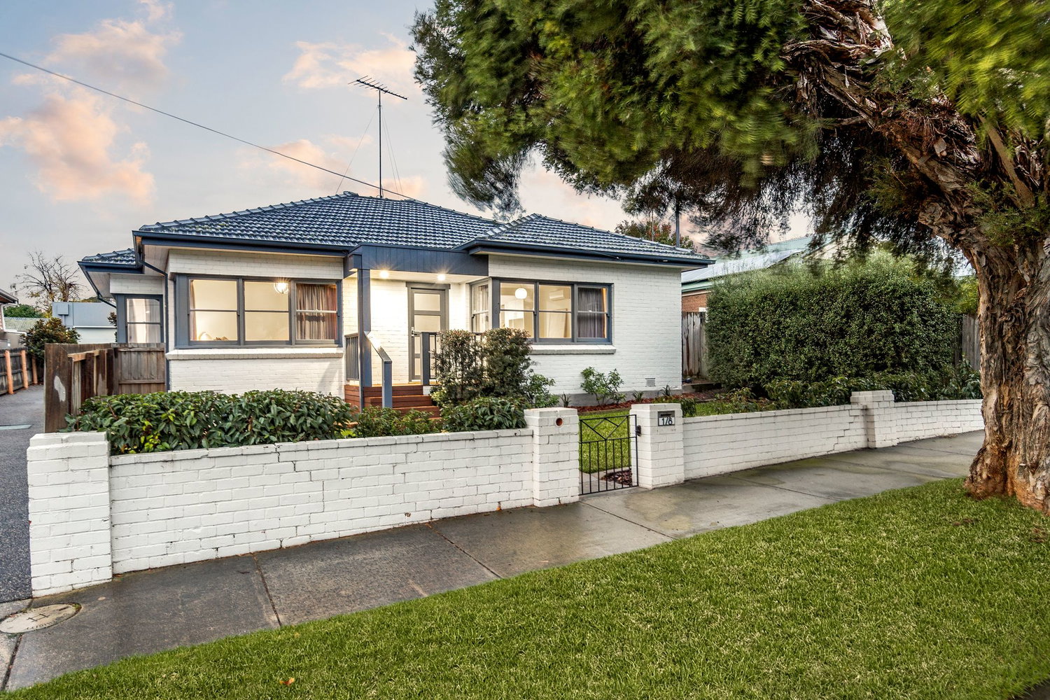 Listing image for 1/8 Donald Street, BELMONT  VIC  3216