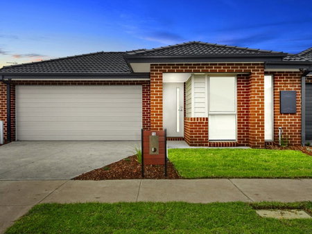 15 Albanel Street