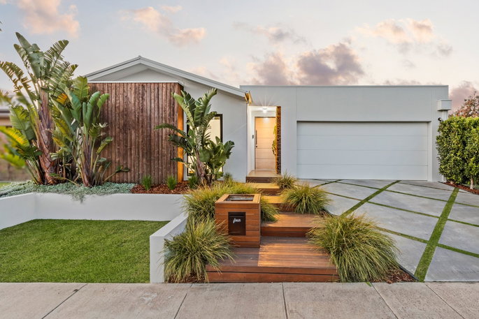 4 Storrer Avenue