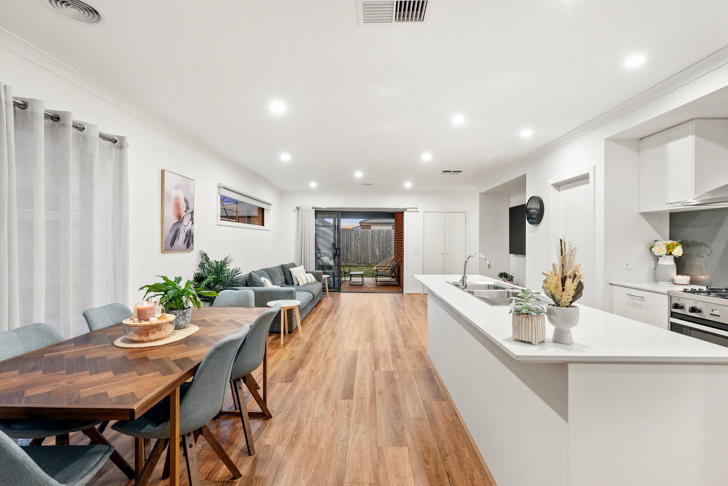 Listing image for 17 Cinque Terrace, CURLEWIS  VIC  3222