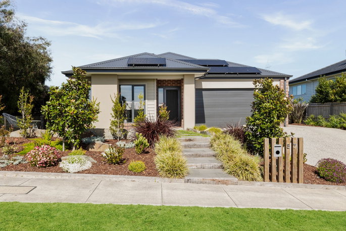 57 Dryden Way
