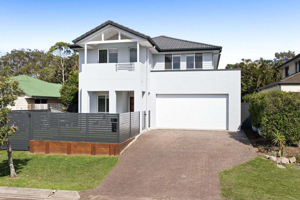 Listing image for 21 Hillview Crescent, Little Mountain  QLD  4551