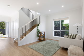Listing image for 21 Hillview Crescent, Little Mountain  QLD  4551