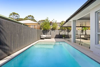 Listing image for 21 Hillview Crescent, Little Mountain  QLD  4551