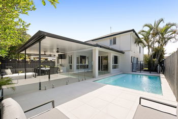 Listing image for 21 Hillview Crescent, Little Mountain  QLD  4551