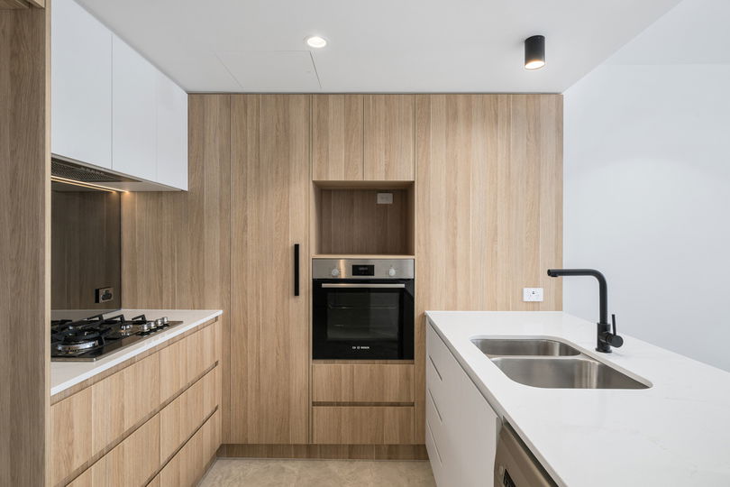 2405/42 Bokarina Boulevard