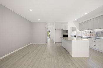 Listing image for 32 Lorikeet Place, Burnside  QLD  4560