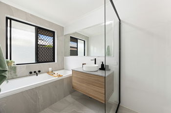 Listing image for 27 Anglia Place, Little Mountain  QLD  4551