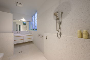 Listing image for 2 Pretella Street, Wurtulla  QLD  4575