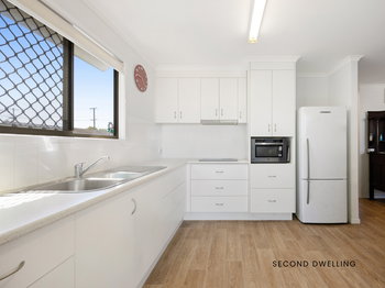 Listing image for 9 Pinaroo Street, Battery Hill  QLD  4551