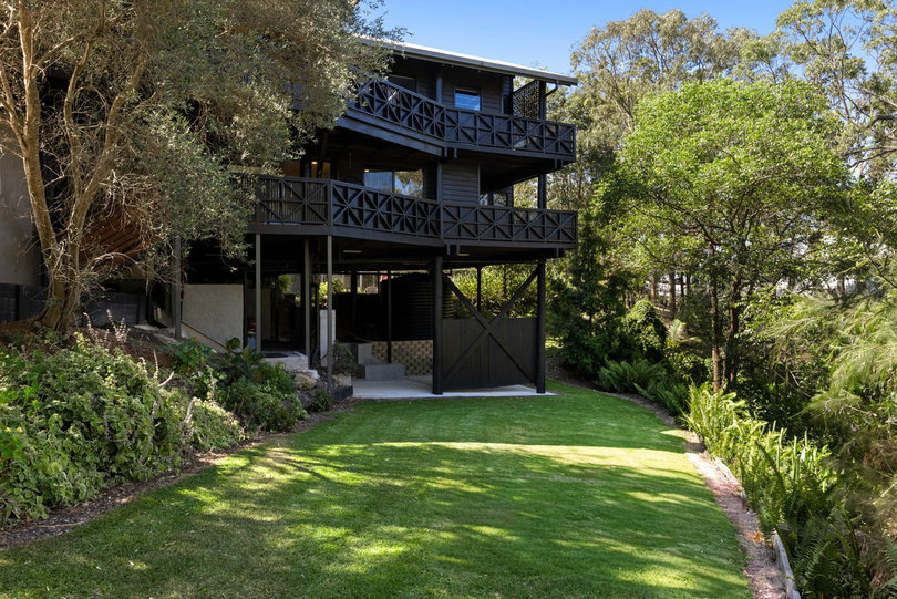 44 Sugar Bag Road