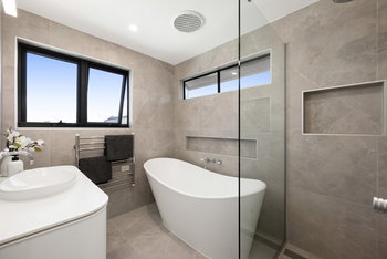 Listing image for 35 Enfield Crescent, Battery Hill  QLD  4551