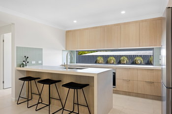 Listing image for 33 Sandstone Way, Little Mountain  QLD  4551