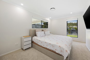 Listing image for 33 Sandstone Way, Little Mountain  QLD  4551