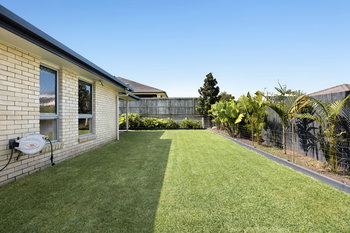 Listing image for 33 Sandstone Way, Little Mountain  QLD  4551