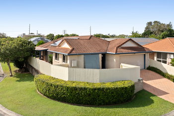 Listing image for 2 Gardens Square, Currimundi  QLD  4551