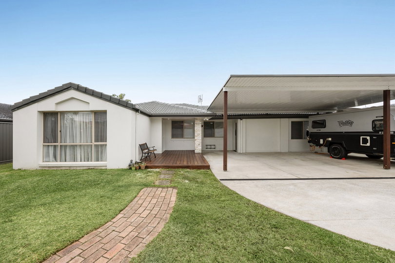 46 Village Way