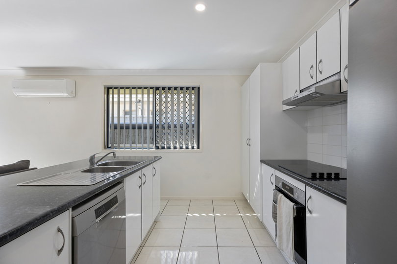 24 Gipps Street