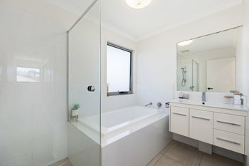 Listing image for 1/39 Auburn Street, Caloundra West  QLD  4551