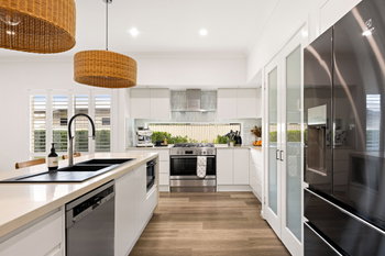 Listing image for 40 Little Mountain Drive, Little Mountain  QLD  4551