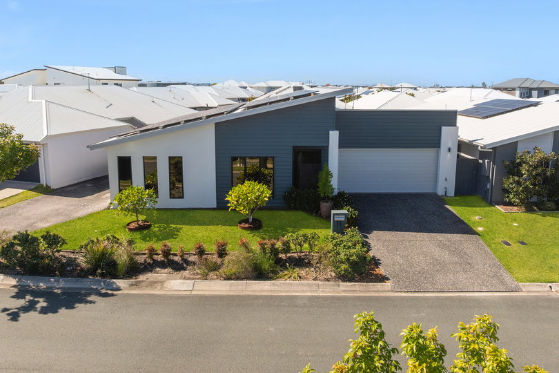 11 Jennifer Street