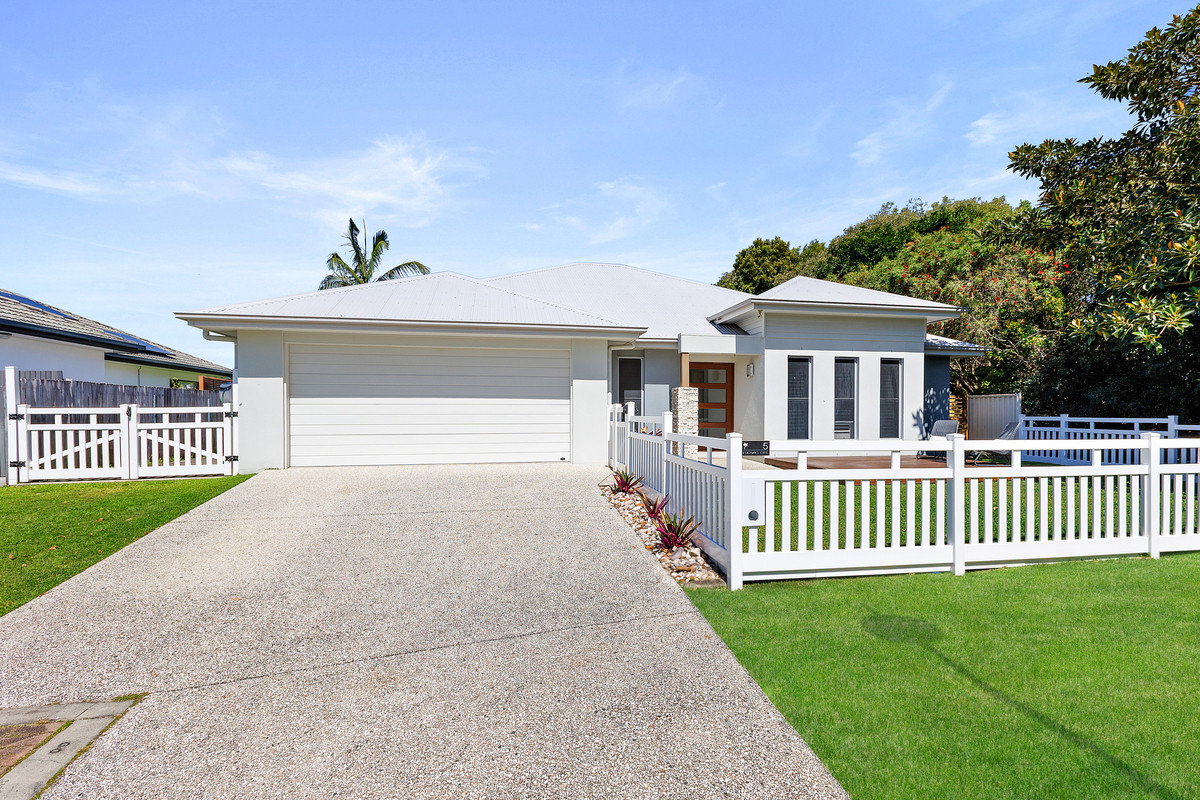 Listing image for 5 Ludwig Court, Pelican Waters  QLD  4551