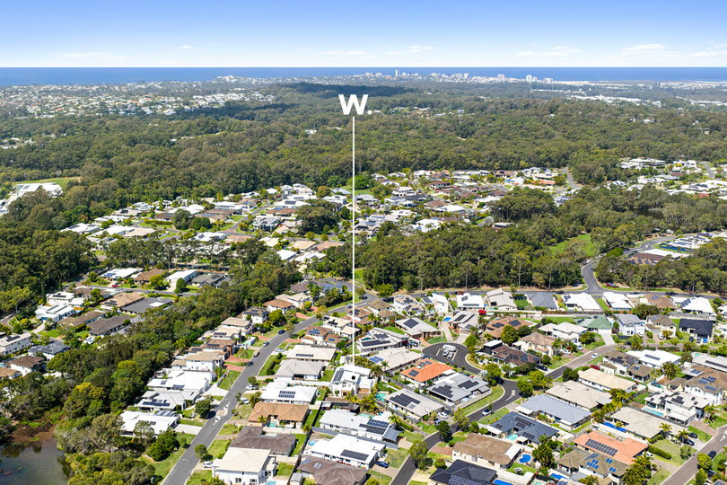7 Hillview Crescent