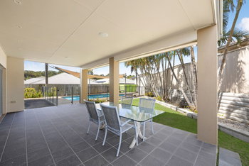 Listing image for 7 Hillview Crescent, Little Mountain  QLD  4551