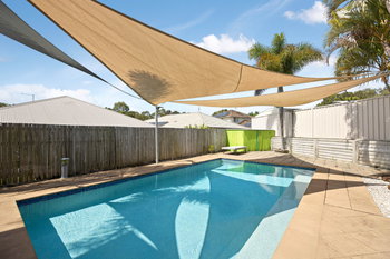 Listing image for 7 Hillview Crescent, Little Mountain  QLD  4551
