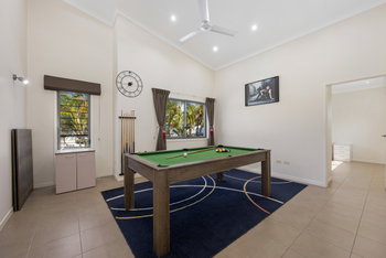 Listing image for 7 Hillview Crescent, Little Mountain  QLD  4551