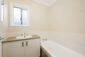 Listing image for 13 Mountaindale Court, Mooloolah Valley  QLD  4553