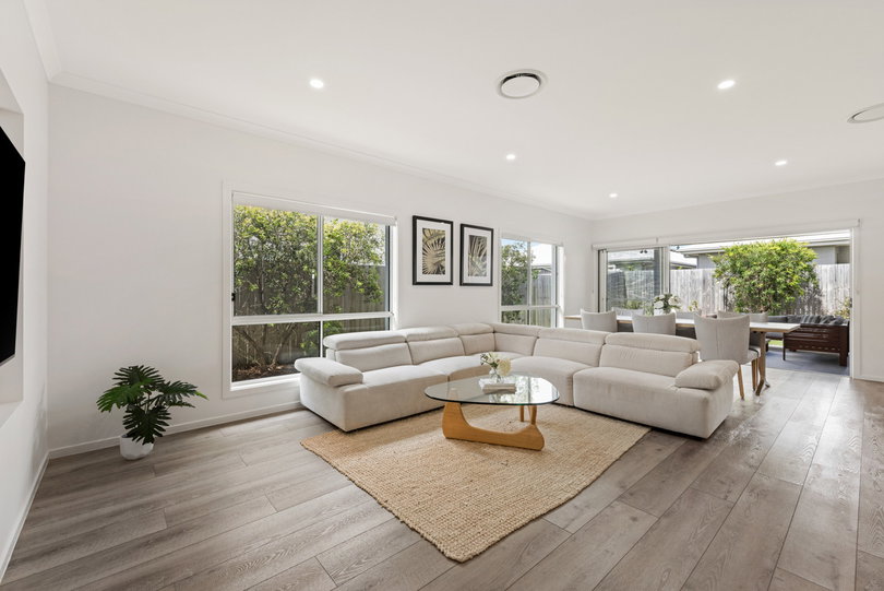 27 Sally Crescent