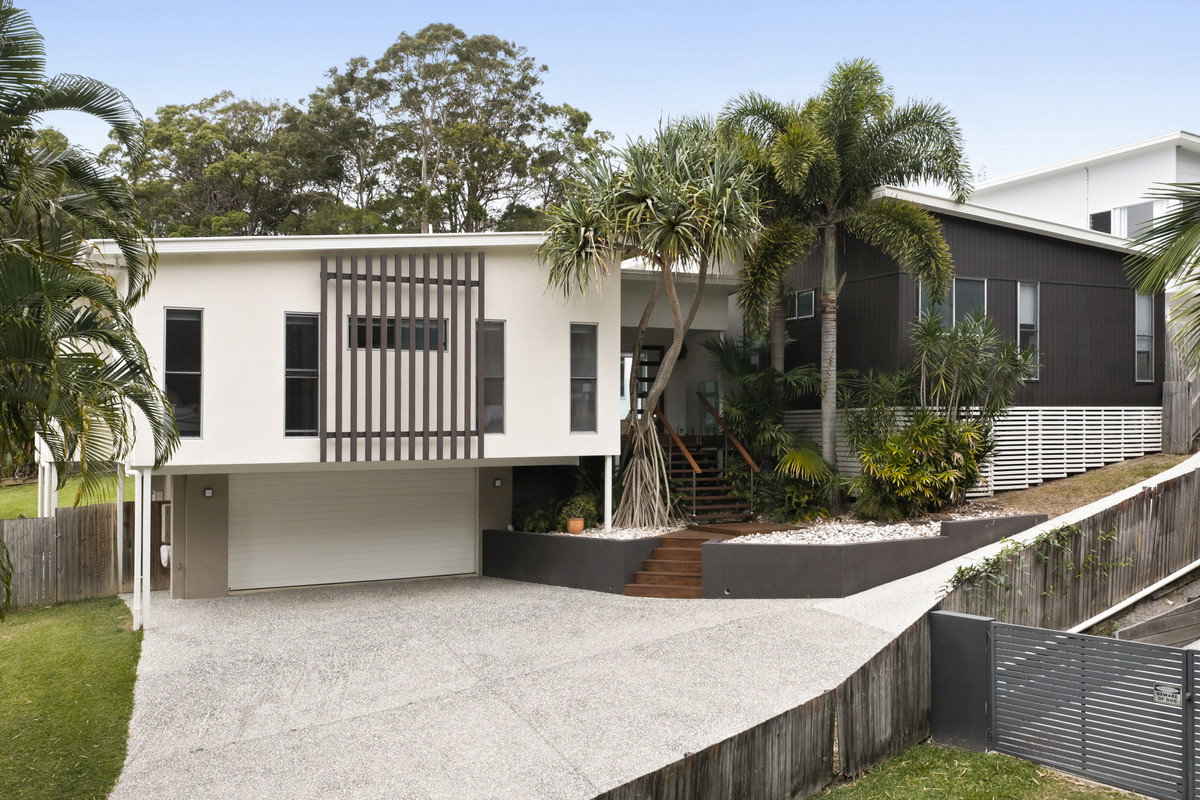 Listing image for 1/15 Wattlefield Road, Little Mountain  QLD  4551