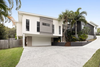 Listing image for 1/15 Wattlefield Road, Little Mountain  QLD  4551
