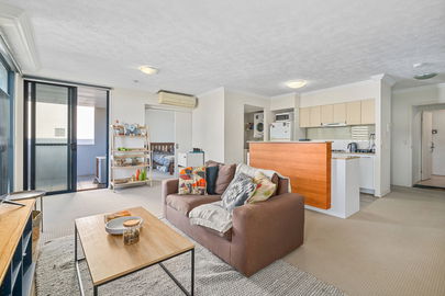 355/803 Stanley Street