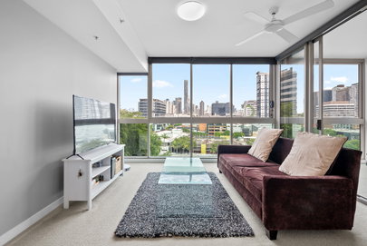 404/8 Church Street