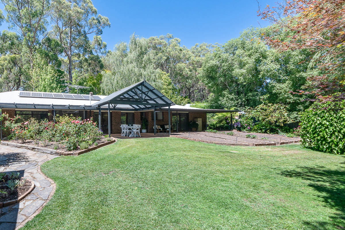 Listing image for 17 Hollidays Road, SUMMERTOWN  SA  5141