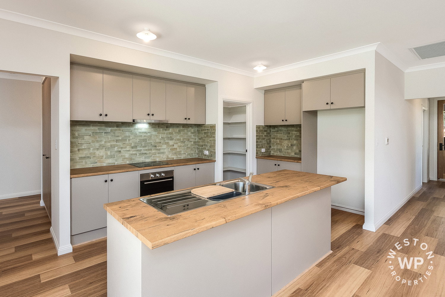 Listing image for 9 Jarrah Way, MOUNT BARKER  SA  5251