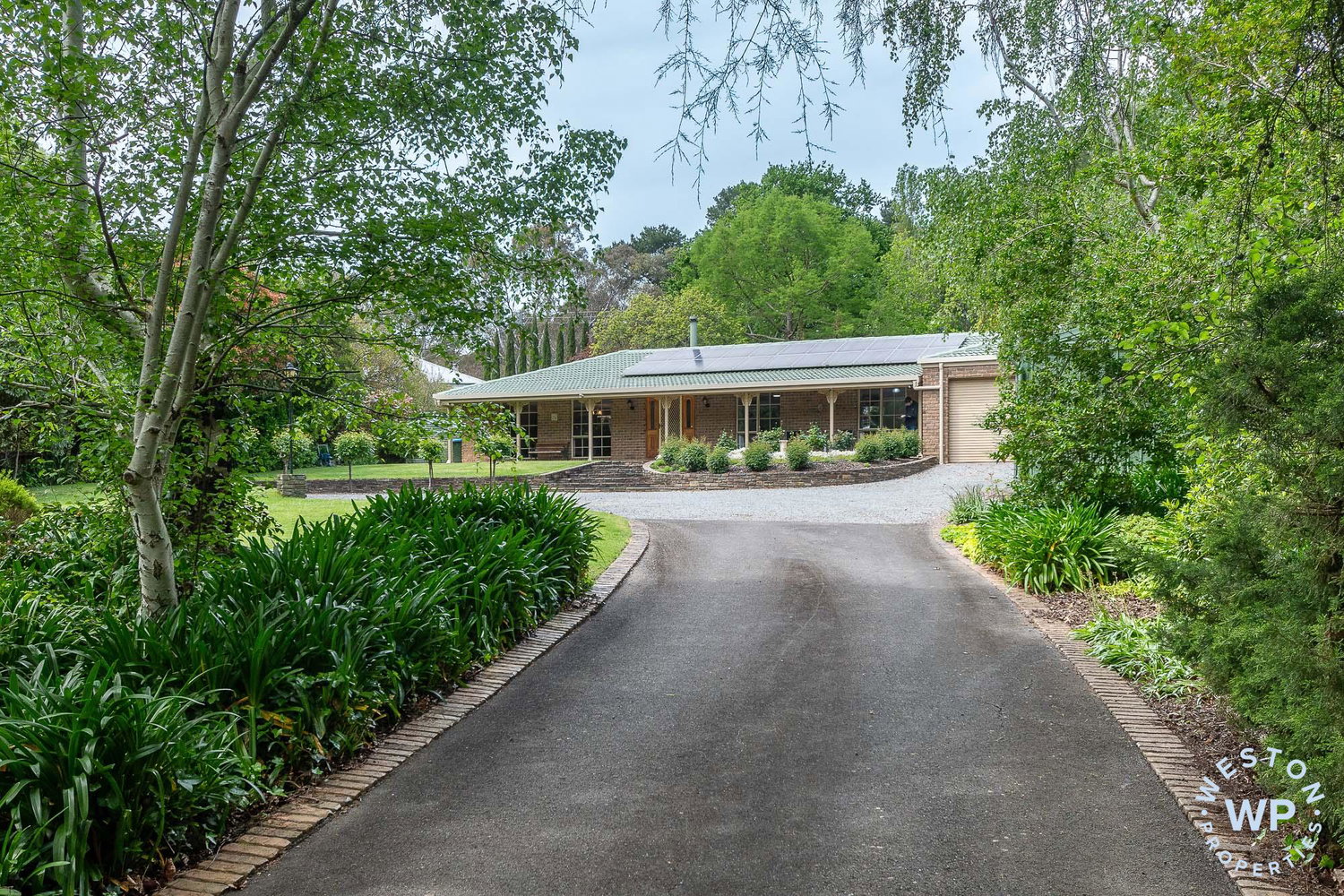 Listing image for 24 Bernhardt Crescent, HAHNDORF  SA  5245