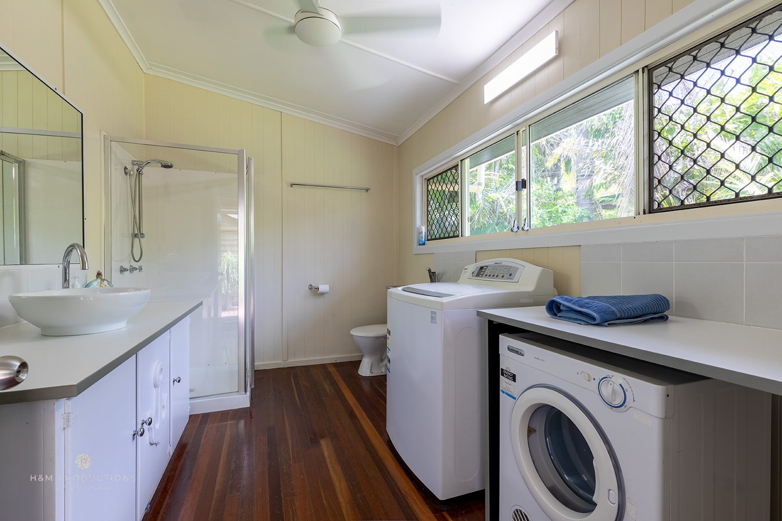 61 Bicentennial Drive, Agnes Water  QLD  4677