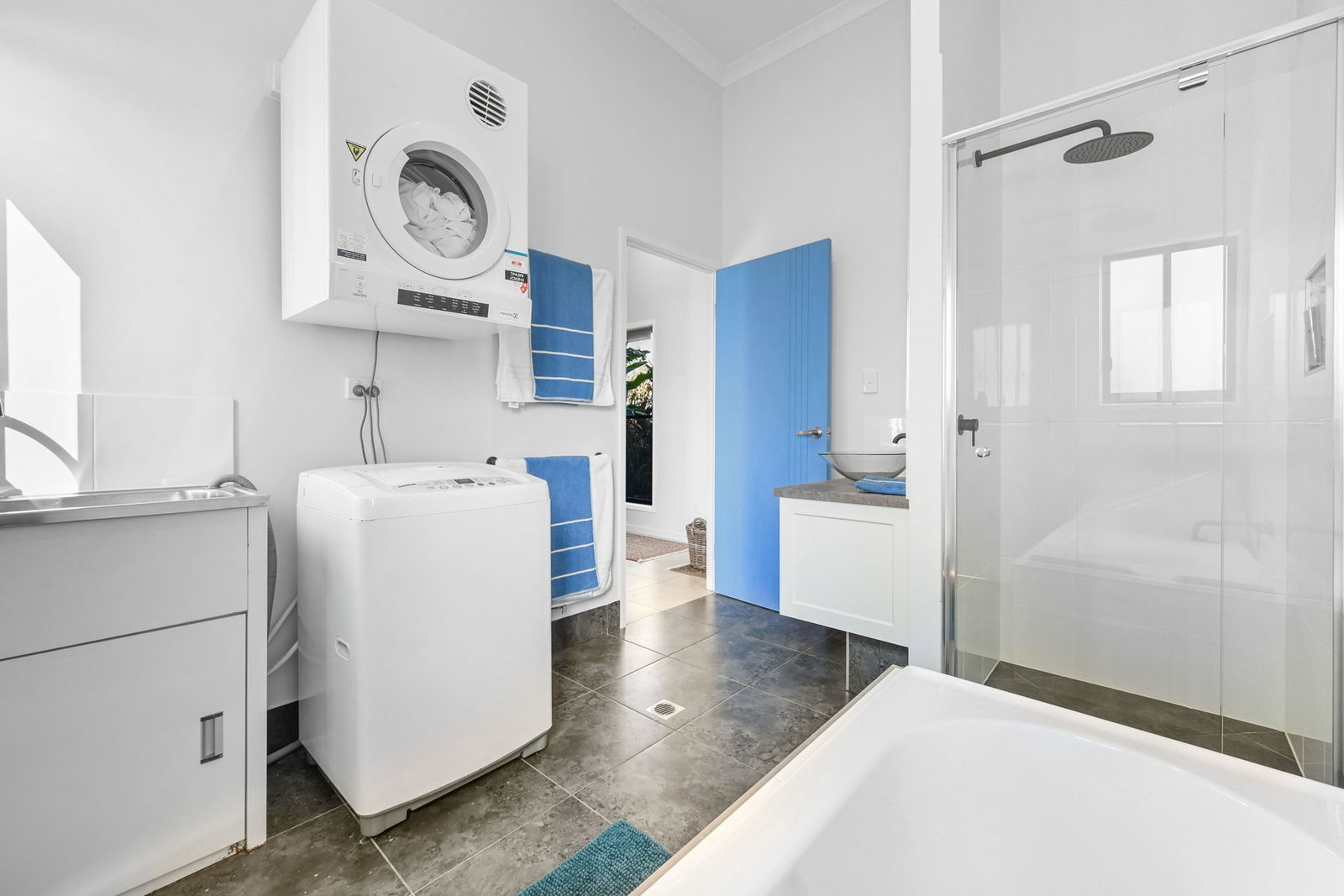 48 Atlantis Boulevard, Agnes Water  QLD  4677