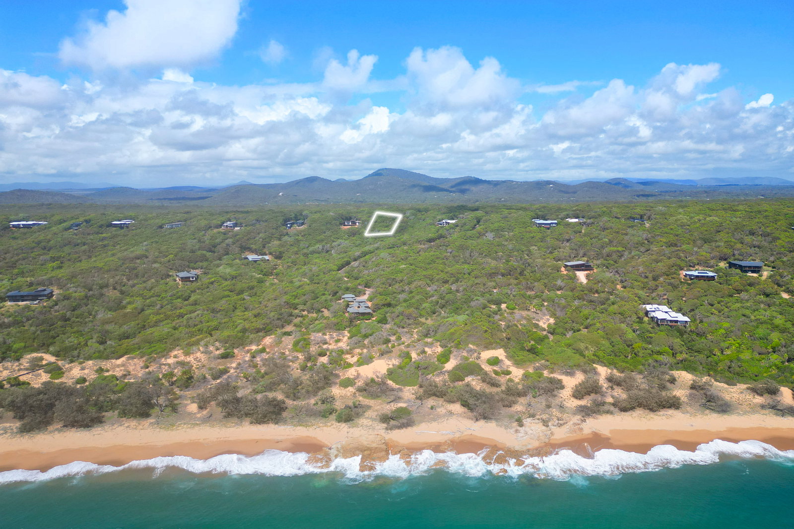 95 Bloodwood Avenue, Agnes Water  QLD  4677